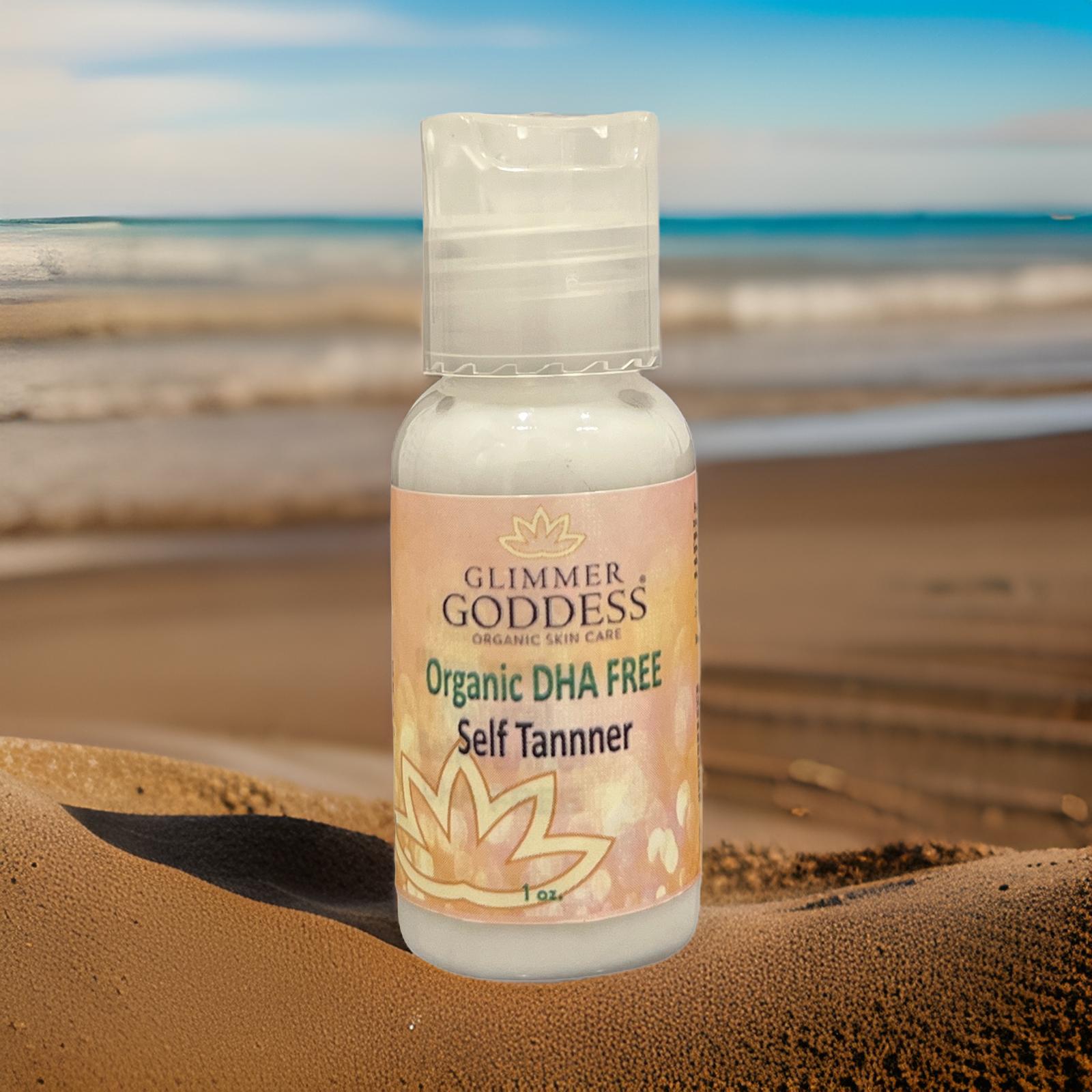 Glimmer Goddess Organic Skin Care Self Tanner Deluxe Sample with DHA-free formula, 1oz bottle showing clear label and product details.