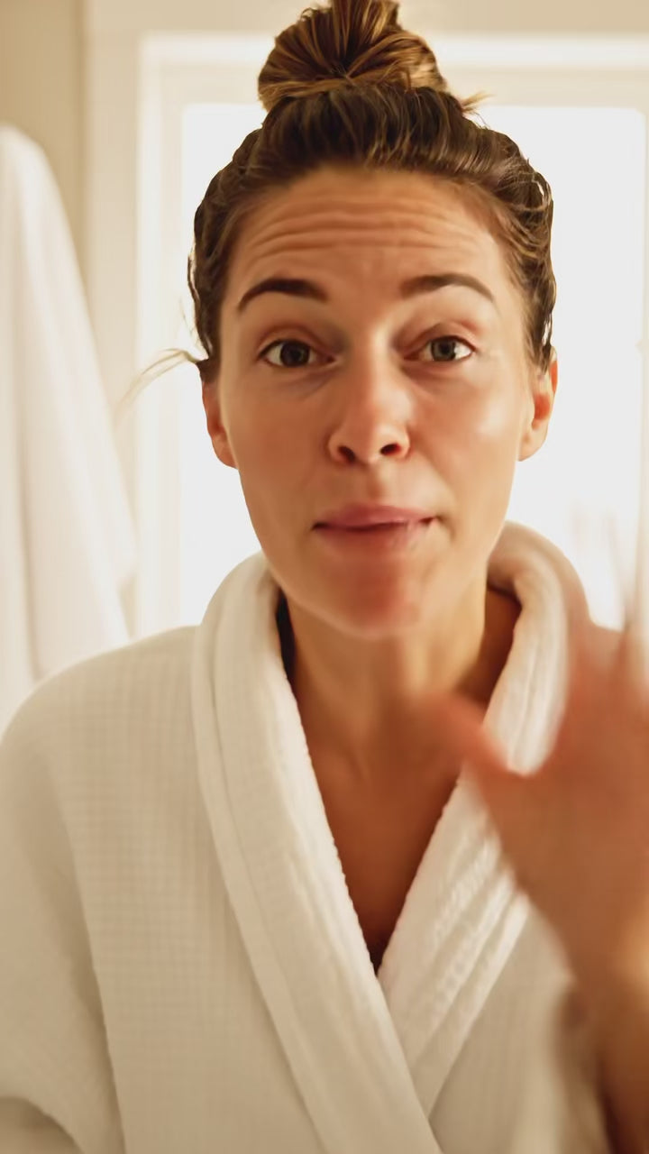 Video with Woman taking about Glimmer Goddess Awaken Under Eye Roller
